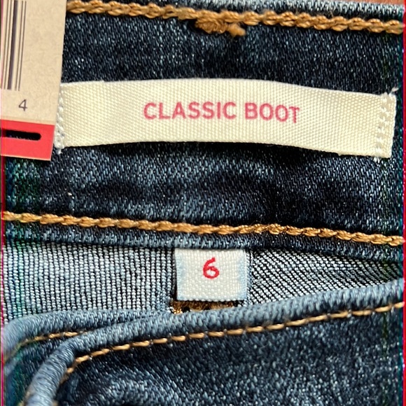 Levi’s Classic Bootcut, 28x32 - Picture 8 of 16